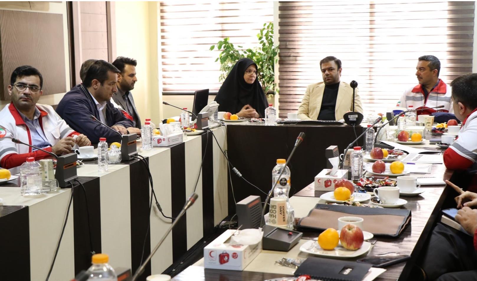 سرپرست معاونت توسعه منابع انسانی و پشتیبانی جمعیت هلالاحمر از موسسه علمیکاربردی هلال ایران