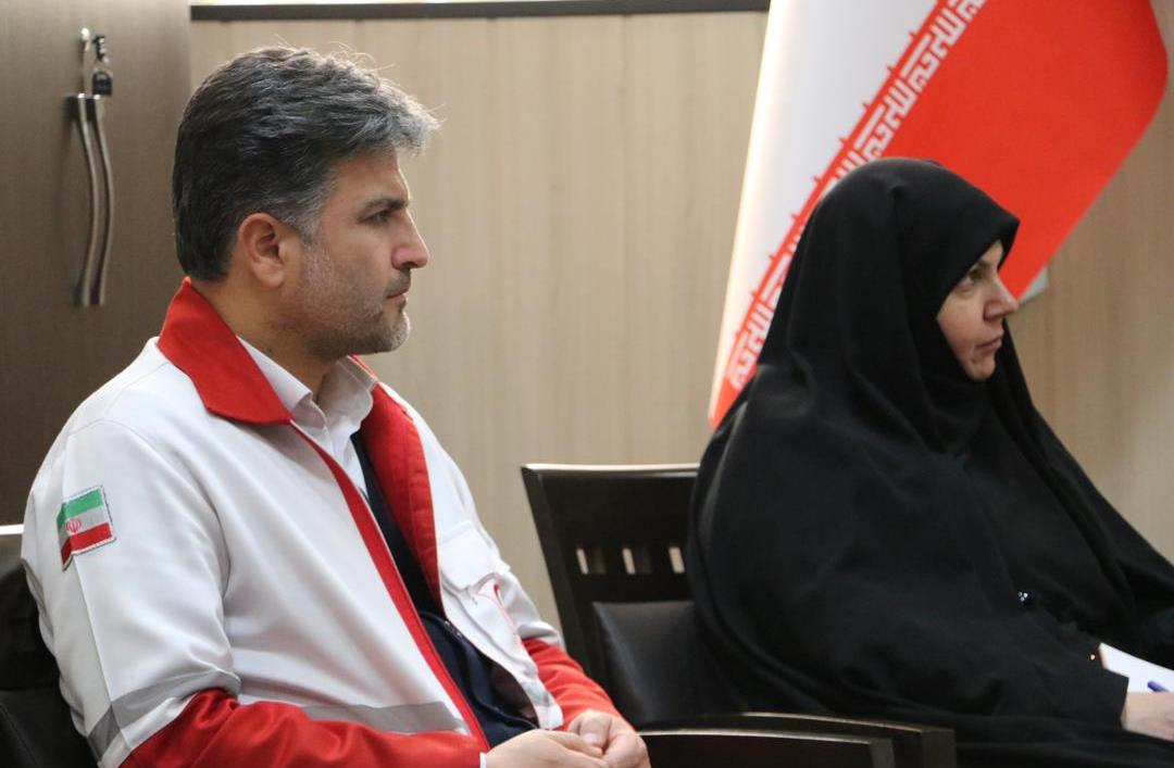 بازدید دکتر مهریزی از مرکز علمیکاربردی هلال احمر یزد